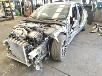 Veículo de Sucata MERCEDES-BENZ CLASE A (W177)  do ano 2024 alimentado M 260.920