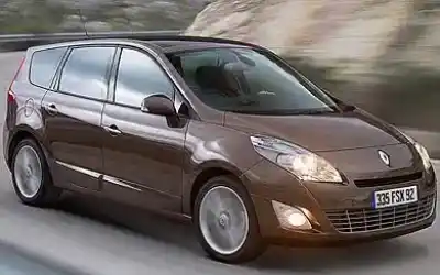 Veículo de Sucata RENAULT SCENIC III Expression do ano 2010 alimentado 