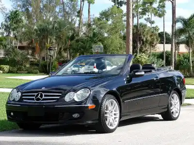 Verschrottungsfahrzeug MERCEDES-BENZ CLASE CLK (W208) CABRIO  des Jahres 2000 angetrieben M111975