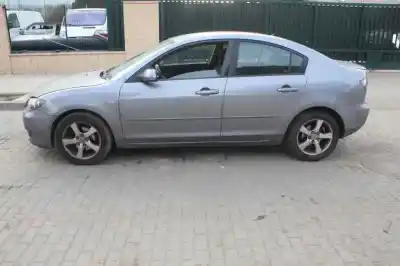 Verschrottungsfahrzeug MAZDA 3 BERLINA (BK)  des Jahres 2006 angetrieben Y6