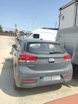 Veicolo di demolizione kia rio iv (yb, sc, fb) 1.0 t-gdi 100 dell'anno 2023 alimentato g3le