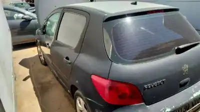 Veículo de Sucata peugeot 307 (3a/c) 1.6 16v do ano 2003 alimentado nfu (tu5jp4)