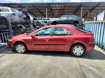 Véhicule à la ferraille RENAULT LAGUNA II (BG0/1_)  de l'année 2003 alimenté F9Q 754