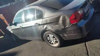 Véhicule à la ferraille BMW 3 TOURING (E91)  de l'année 2006 alimenté N46 B20 B