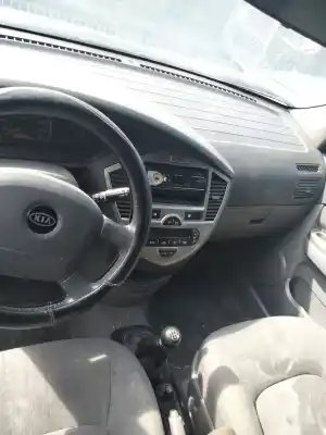 Scrapping Vehicle kia carens ii monospace (fj) 2.0 crdi of the year 2005 powered d4ea