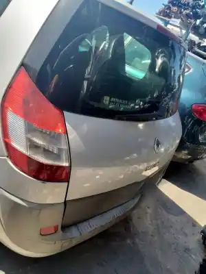 Veículo de Sucata renault grand scénic ii (jm0/1_) 1.5 dci (jm1e) do ano 2005 alimentado k9k 732