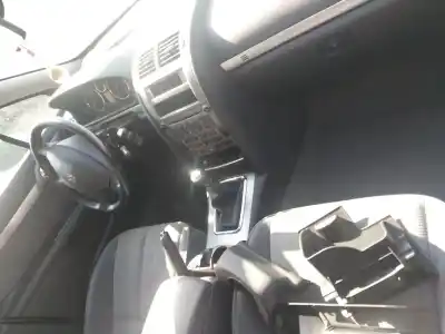 Scrapping Vehicle peugeot 407 (6d_) 2.0 hdi 135 (6drhrh, 6drhre, 6drhrg, 6drhrj) of the year 2005 powered rhr (dw10bted4)