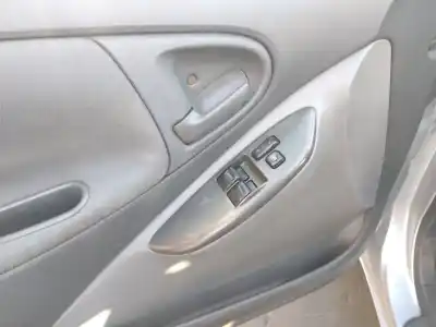 Vehículo de desguace toyota yaris (_p1_) 1.0 (scp10_) del año 2002 con motor 1sz-fe