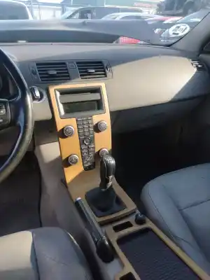 Vehículo de desguace volvo v50 (545) 2.0 d del año 2007 con motor d 4204 t