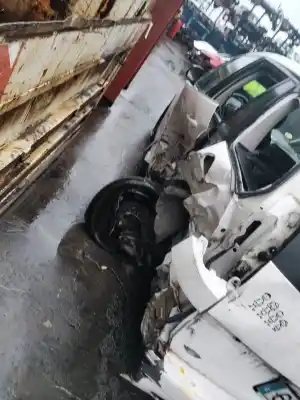 Veículo de Sucata citroen c4 grand picasso i (ua_) 1.6 hdi 110 do ano 2012 alimentado 9hr (dv6c)