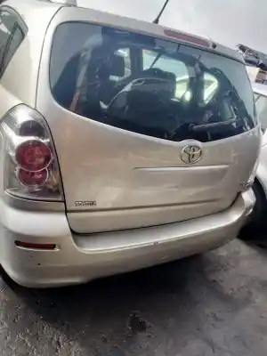 Veículo de Sucata toyota corolla verso (zer_, zze12_, r1_) 2.2 d-4d (aur10_) do ano 2007 alimentado 2ad-ftv