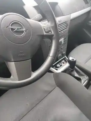 Veículo de Sucata opel astra h (a04) 1.6 (l48) do ano 2007 alimentado z 16 xe1,z 16 xep