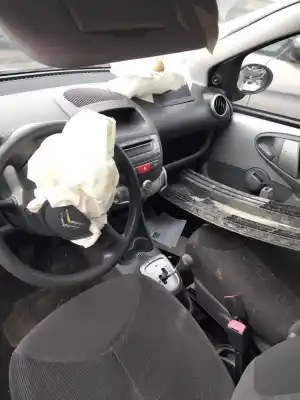 Veículo de Sucata citroen c1 (pm_, pn_) 1.0 do ano 2008 alimentado cfa (384f),cfb (1kr)