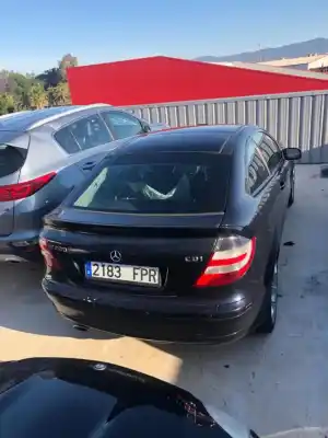 Véhicule à la ferraille mercedes-benz clase c (w203) sportcoupe om646963 de l'année 2007 alimenté om646963