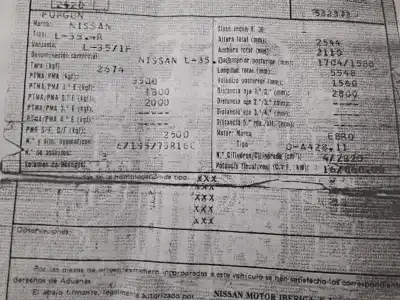 Veicolo di demolizione nissan l35 2800 d dell'anno 1991 alimentato a428