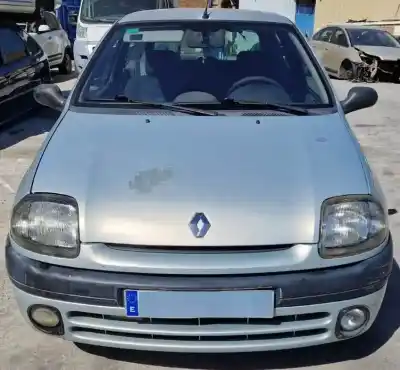 Scrapping Vehicle RENAULT CLIO II FASE I (B/CB0) E7J780 of the year 1999 powered E7J780