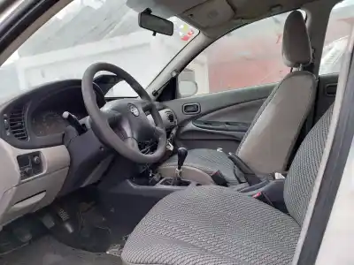 Véhicule à la ferraille nissan                                             almera (n16/e)                                                                                                                                                                                                                                             yd22ddt                                                                                                                                                                                                                                                    de l'année 2001 alimenté yd22ddt