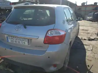Veículo de Sucata toyota auris active do ano 2011 alimentado 1nd