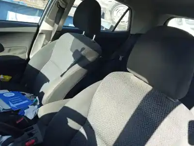 Veículo de Sucata toyota auris active do ano 2011 alimentado 1nd