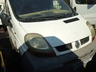 Здавання транспортного засобу renault trafic combi (ab 4.01) passenger privilege  combi corto року 2001 потужний f9q u7
