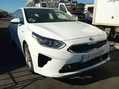 Veículo de Sucata kia ceed gt line do ano 2020 alimentado g3lc