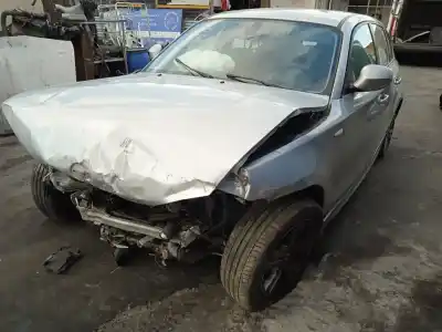 Veículo de Sucata bmw serie 1 cabrio (e88) 118d do ano 2009 alimentado n47d20a