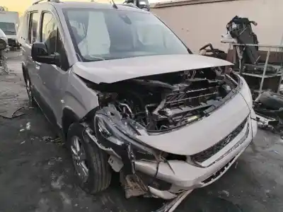 Vehicul casat peugeot rifter bluehdi 75 al anului 2021 alimentat yh01