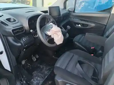 Veículo de Sucata opel combo cargo (e) selection xl erhöhte nutzlast 102 cv / 75 kw do ano 2023 alimentado yh01