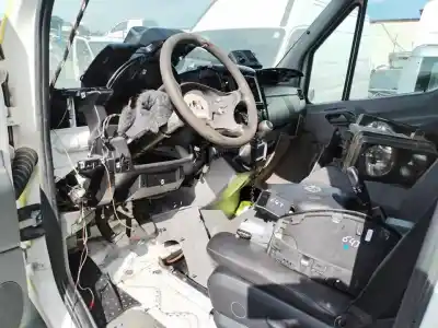 Verschrottungsfahrzeug volkswagen crafter caja cerrada 2.0 tdi des jahres 2001 angetrieben cku