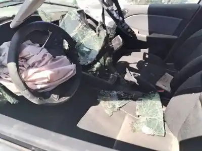 Veículo de Sucata renault clio v intens do ano 2021 alimentado k9k636