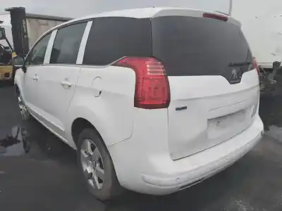 Veículo de Sucata peugeot 5008 confort do ano 2015 alimentado bh01