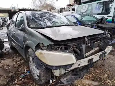 Veículo de Sucata renault megane ii berlina 5p luxe privilege do ano 2003 alimentado f9q b8