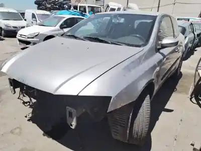 Veicolo di demolizione fiat stilo (192) 1.9 jtd cat dell'anno 2004 alimentato 192a1000