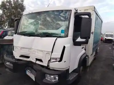 Veículo de Sucata renault serie d fg 4x2 crew-cab 209 cv / 154 kw do ano 2016 alimentado zd30