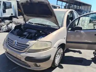Veicolo di demolizione CITROEN C3 HDi 70 Furio dell'anno 2004 alimentato 8HZ