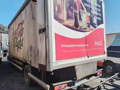 Véhicule à la ferraille nissan atleon atleon tk95/1 de l'année 2001 alimenté bd30