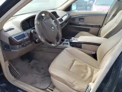 Veículo de Sucata bmw serie 7 (e65/e66) 730ld 218 cv / 160 kw do ano 2004 alimentado m57n2306d2