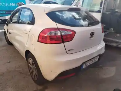 Veículo de Sucata kia rio emotion do ano 2014 alimentado 
