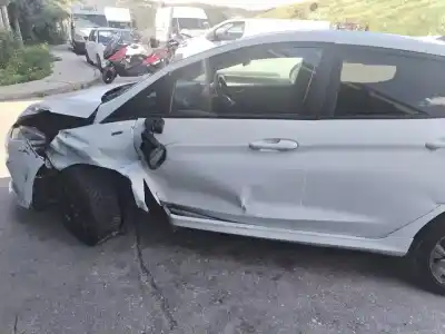 Veículo de Sucata ford fiesta (ce1) titanium do ano 2019 alimentado sfjn