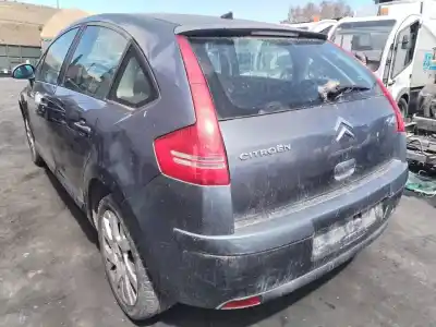 Sloopvoertuig citroen c4 berlina cool van het jaar 2004 aangedreven dv6ted4