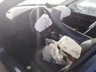 Veículo de Sucata bmw serie 5 berlina (e39) 525d do ano 2002 alimentado 256d1