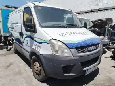Verschrottungsfahrzeug IVECO DAILY CAJA CERRADA (2006 =>)  des Jahres 2010 angetrieben F1AE0481H*A