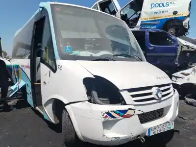 Verschrottungsfahrzeug IVECO DAILY CAJA CERRADA (2006 =>)  des Jahres 2001 angetrieben 9064GWG