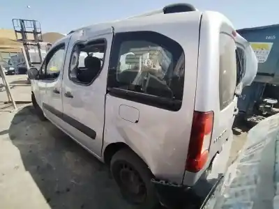 Здавання транспортного засобу peugeot partner kasten doble cabina року 2014 потужний 9h06