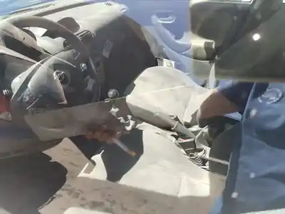 Здавання транспортного засобу opel corsa c corsavan року 2004 потужний z13dt