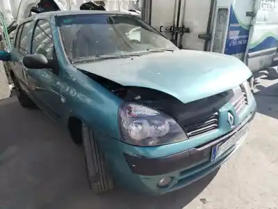 Veicolo di demolizione renault clio ii fase ii (b/cb0) authentique confort dell'anno 2001 alimentato 