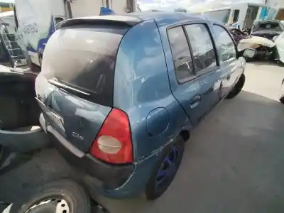 Veicolo di demolizione renault clio ii fase ii (b/cb0) authentique confort dell'anno 2001 alimentato 