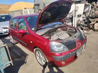 Scrapping Vehicle renault clio ii fase ii (b/cb0) k4jc7 of the year 2001 powered k4jc7