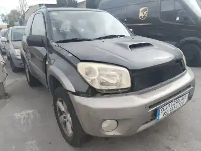 Veículo de Sucata toyota rav 4 (a2) 2.0 sol 44x (2003->) do ano 2004 alimentado ftv