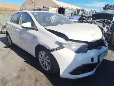 Veículo de Sucata toyota auris hybrid active do ano 2015 alimentado 2zr